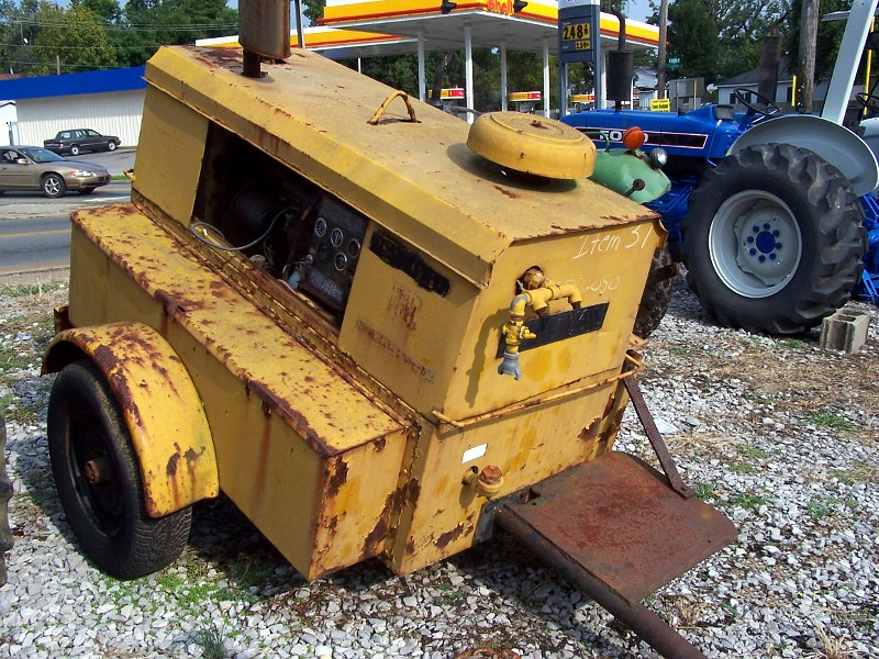Air compressor with Ford engine