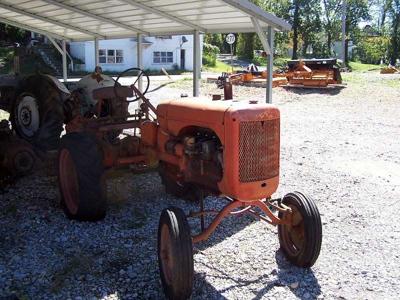 Allis Chalmers B tractor
